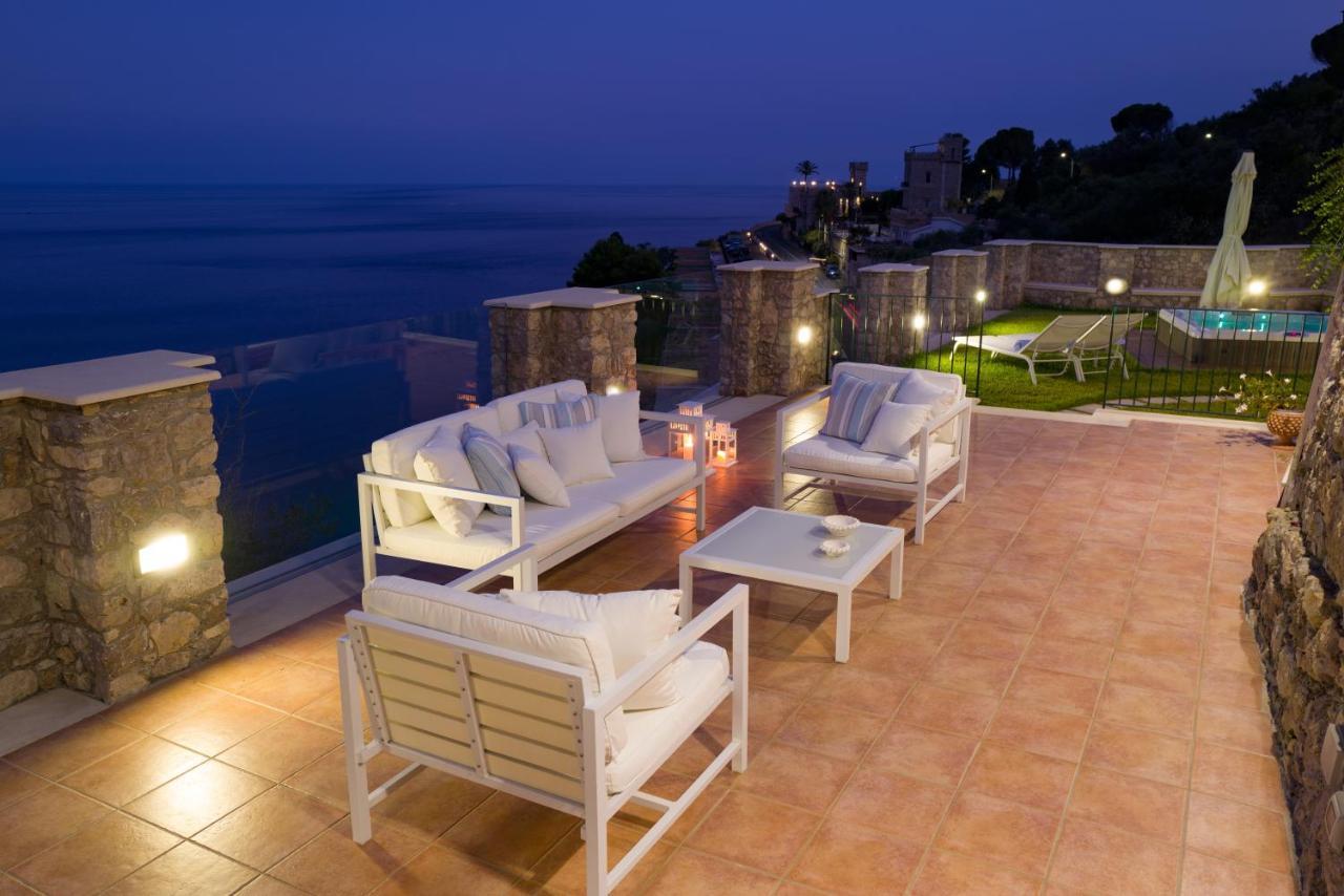 Sparviero Luxury Suites טאורמינה מראה חיצוני תמונה